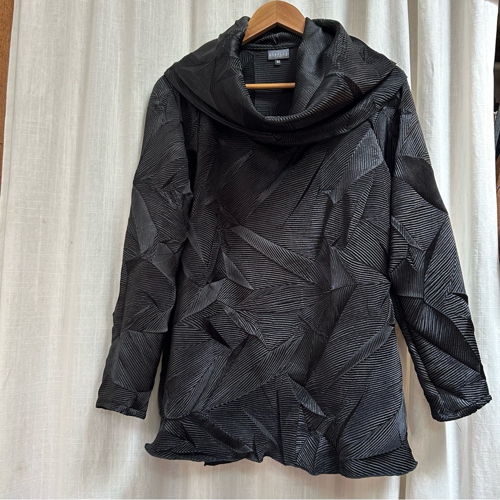 Vintage Staples made in USA cowl neck black crinkle top size medium